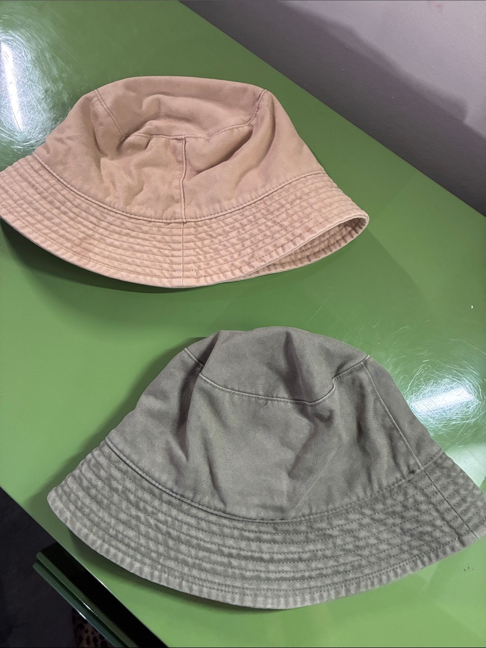 GAP Cotton Bucket Hat - Beige and Olive